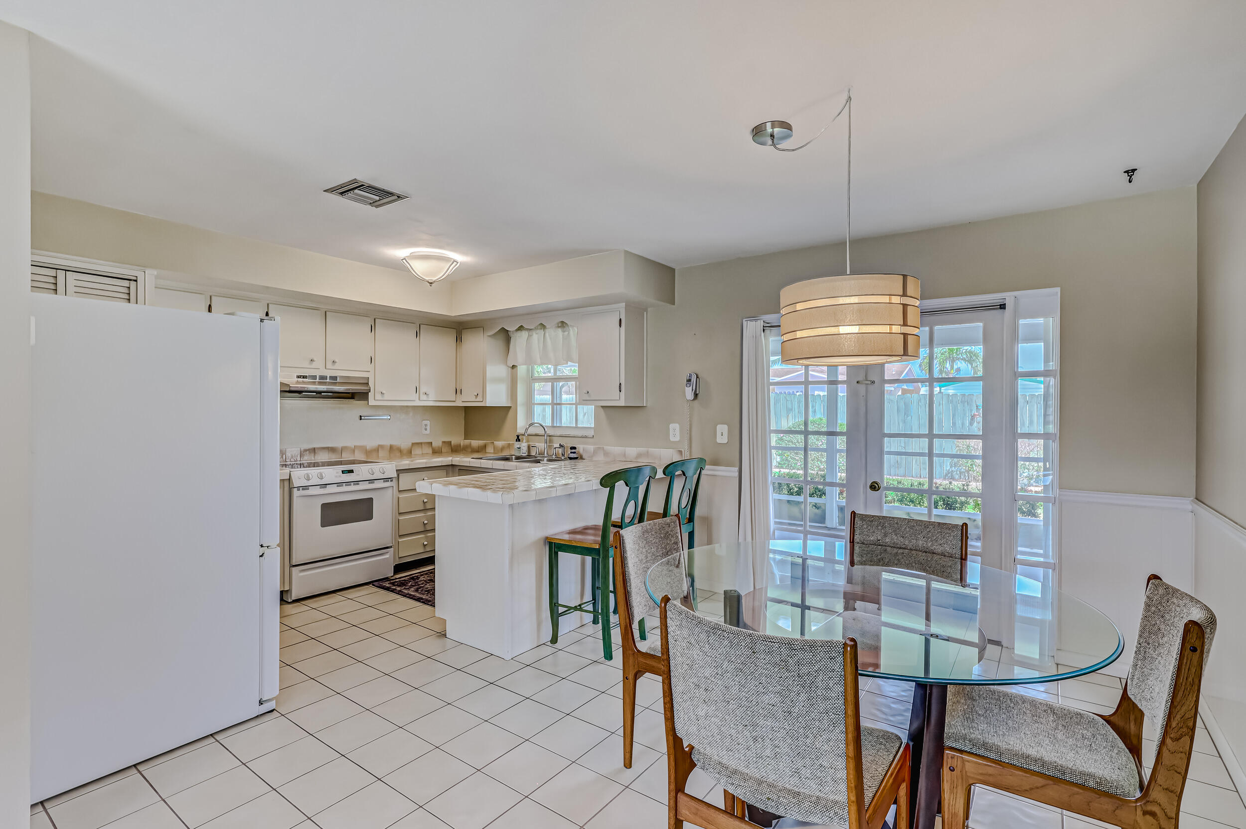1618 Maypop Road West Palm Beach, FL 33415 - Photo 20 of 81 Dining Area / Kitchen