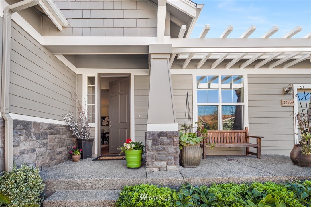 23939 Northeast Adair Road Redmond, WA 98053 - Photo 3 of 25