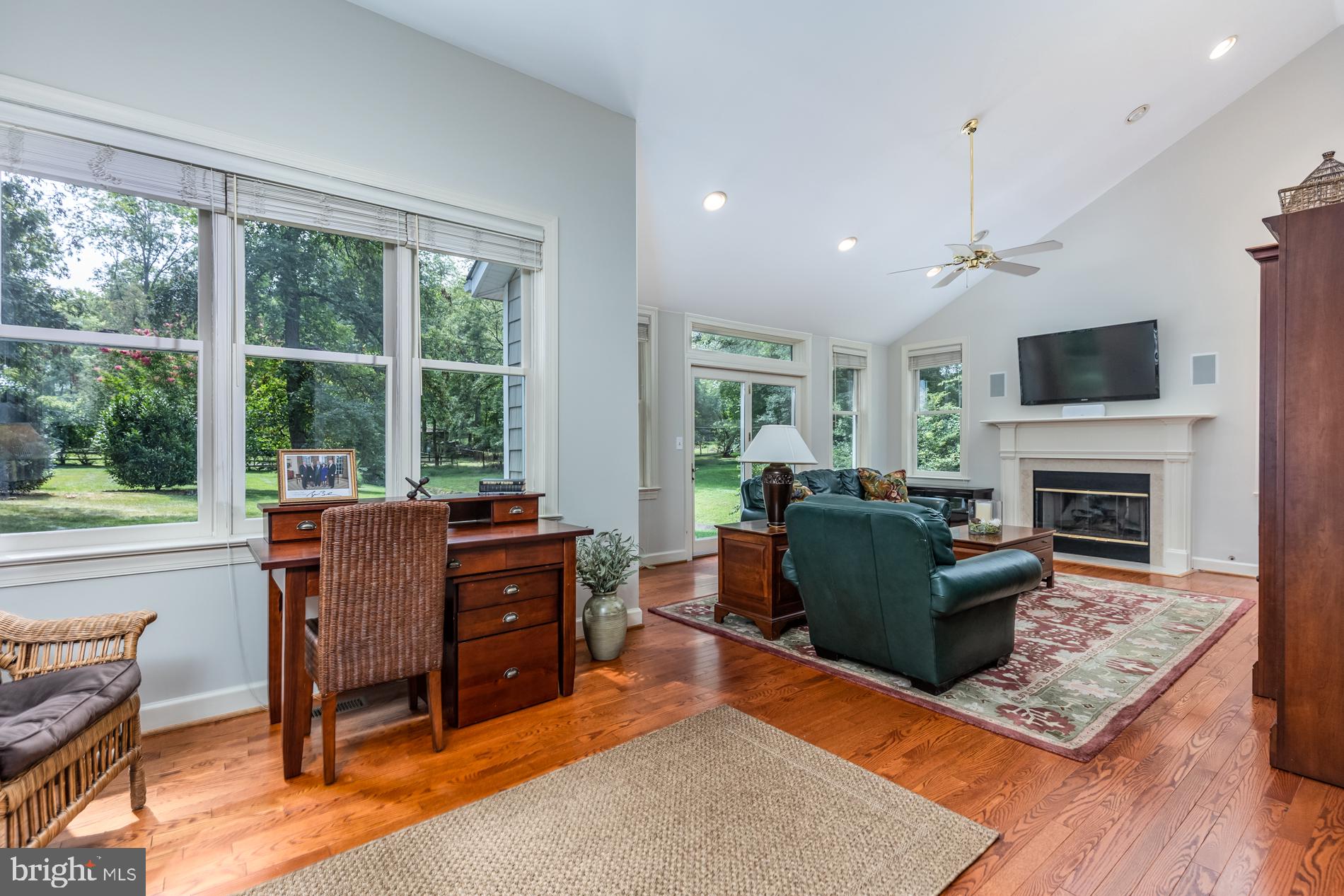 9803 Vale Road Vienna, VA 22181 - Photo 18 of 51 Gallery Image 18