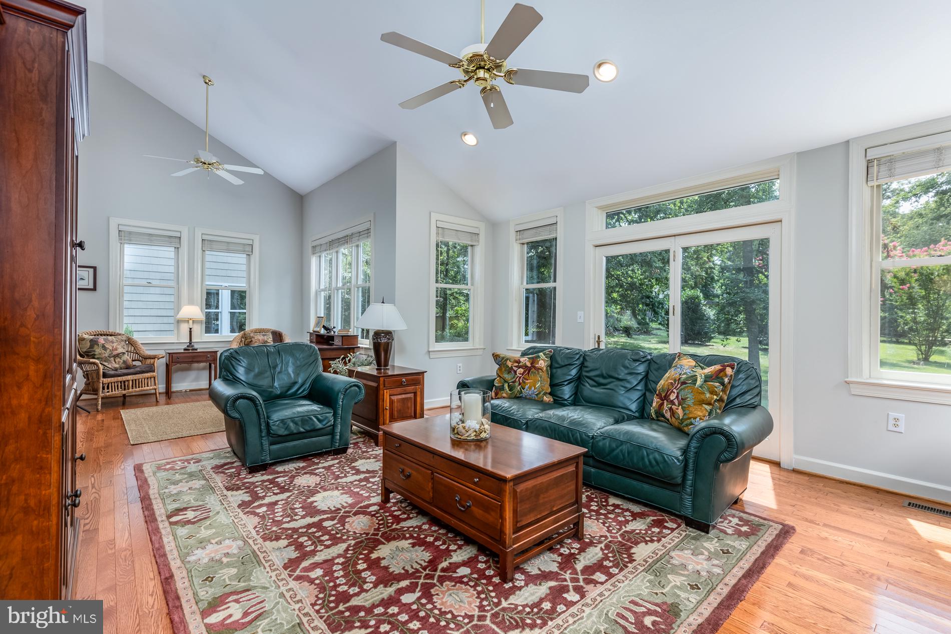 9803 Vale Road Vienna, VA 22181 - Photo 20 of 51 Gallery Image 20