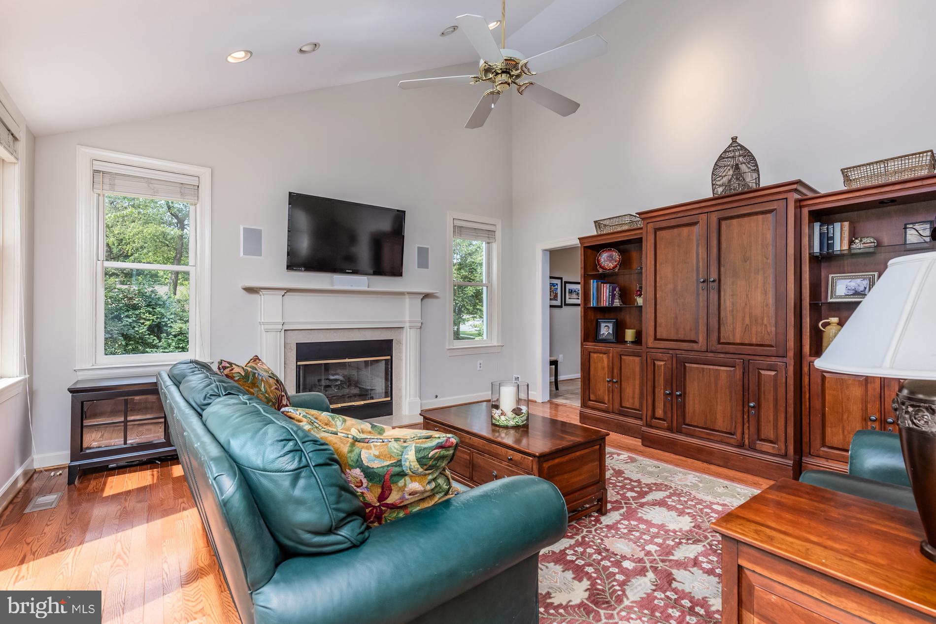 9803 Vale Road Vienna, VA 22181 - Photo 21 of 51 Gallery Image 21
