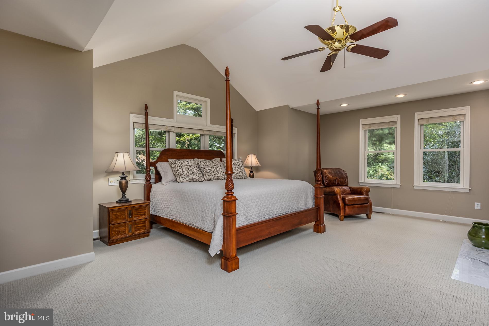 9803 Vale Road Vienna, VA 22181 - Photo 26 of 51 Gallery Image 26