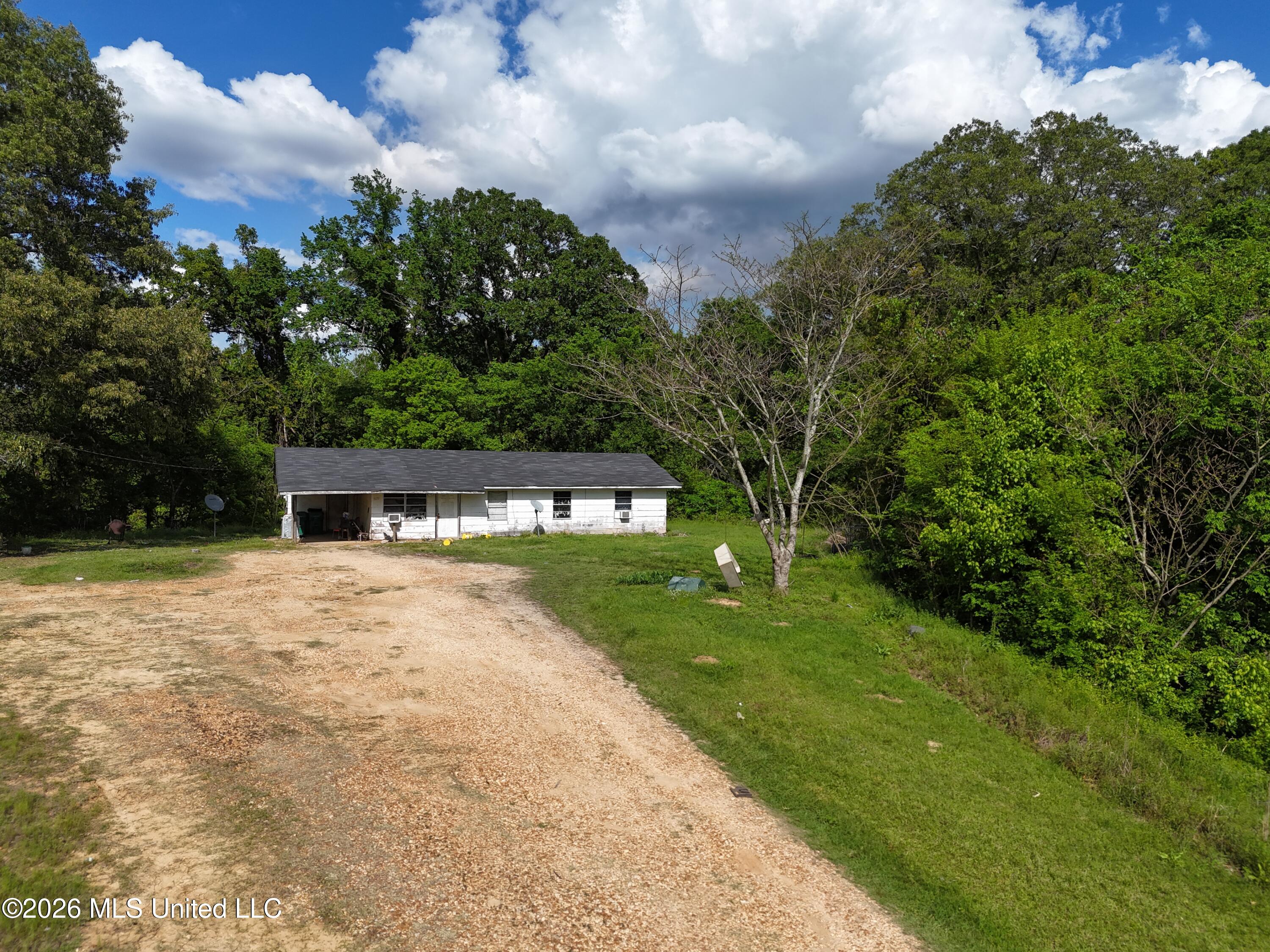 5171 Coxs Ferry Road Bolton, MS 39041 - Photo 16 of 20 554C01D7-2DC2-4C22-B845-3953D4AB645C