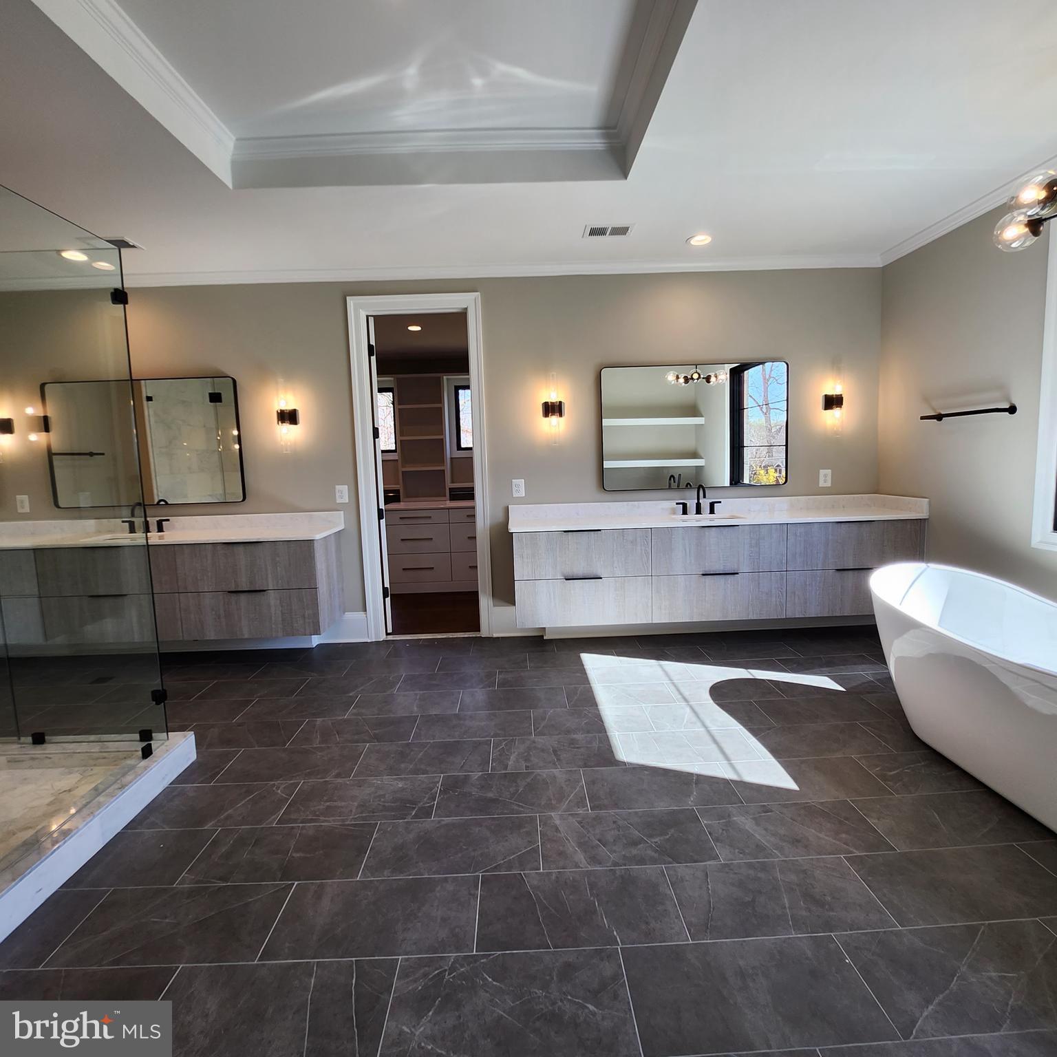 1055 Swinks Mill Road McLean, VA 22102 - Photo 16 of 47 Owners Spa Bath