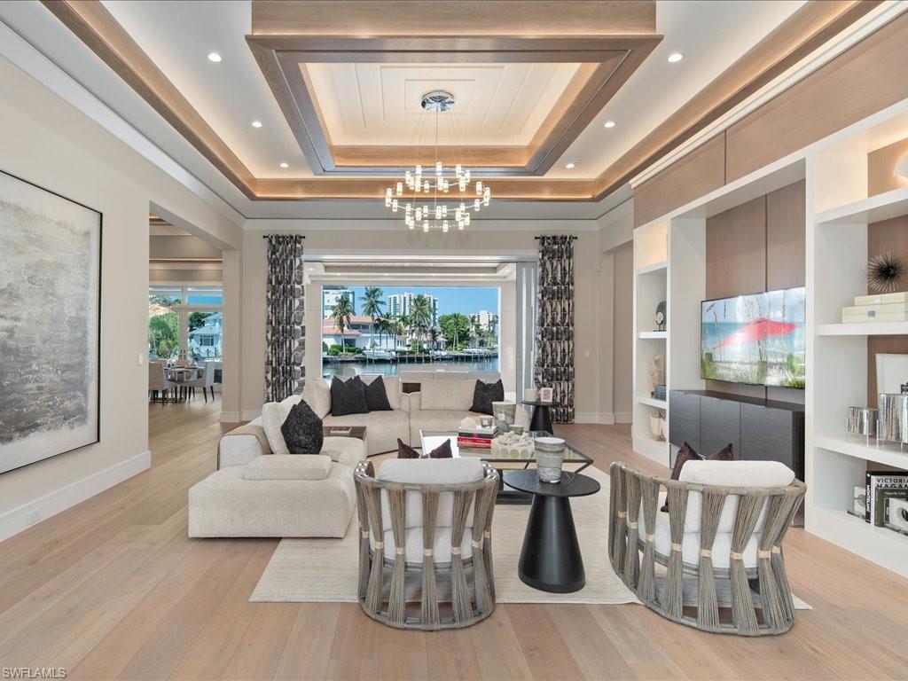 3841 Crayton Road Naples, FL 34103 - Photo 14 of 50 Gallery Image 14
