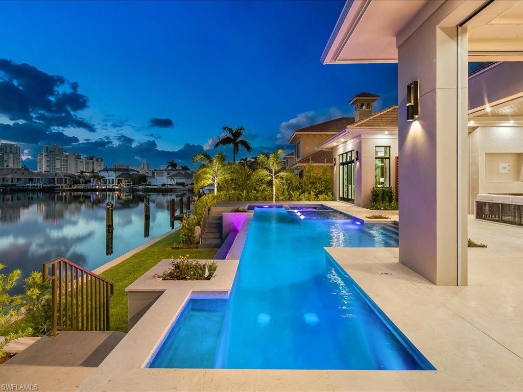 3841 Crayton Road Naples, FL 34103 - Photo 4 of 50 Gallery Image 4