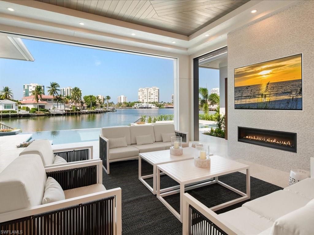 3841 Crayton Road Naples, FL 34103 - Photo 42 of 50 Gallery Image 42