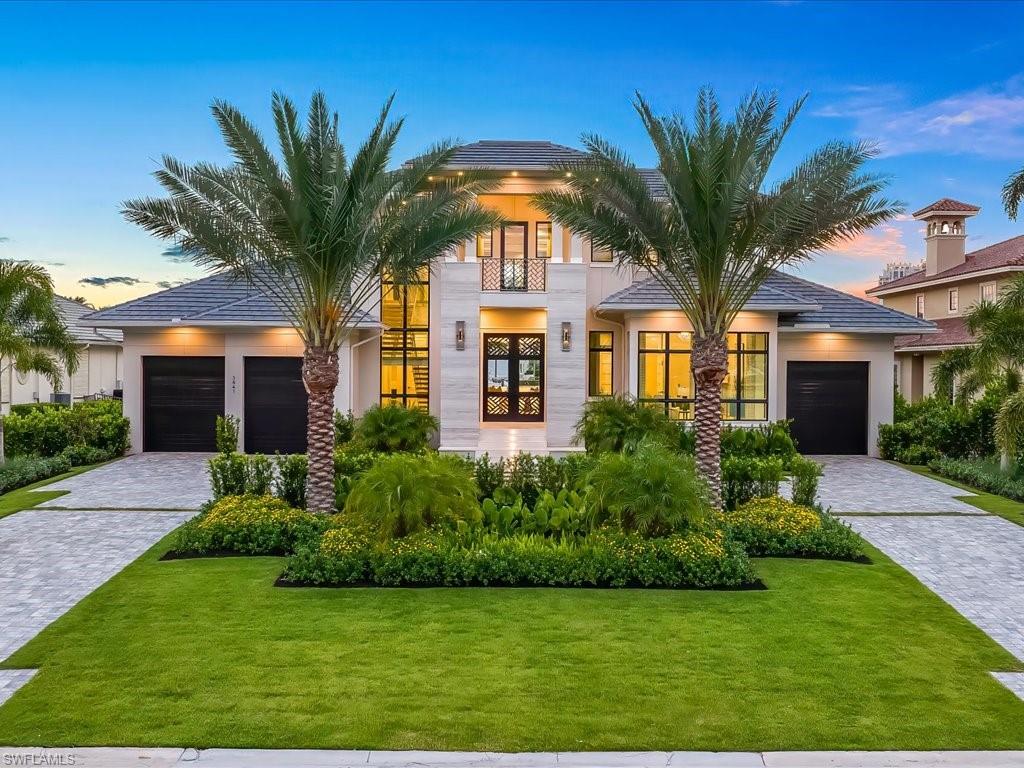 3841 Crayton Road Naples, FL 34103 - Photo 5 of 50 Gallery Image 5