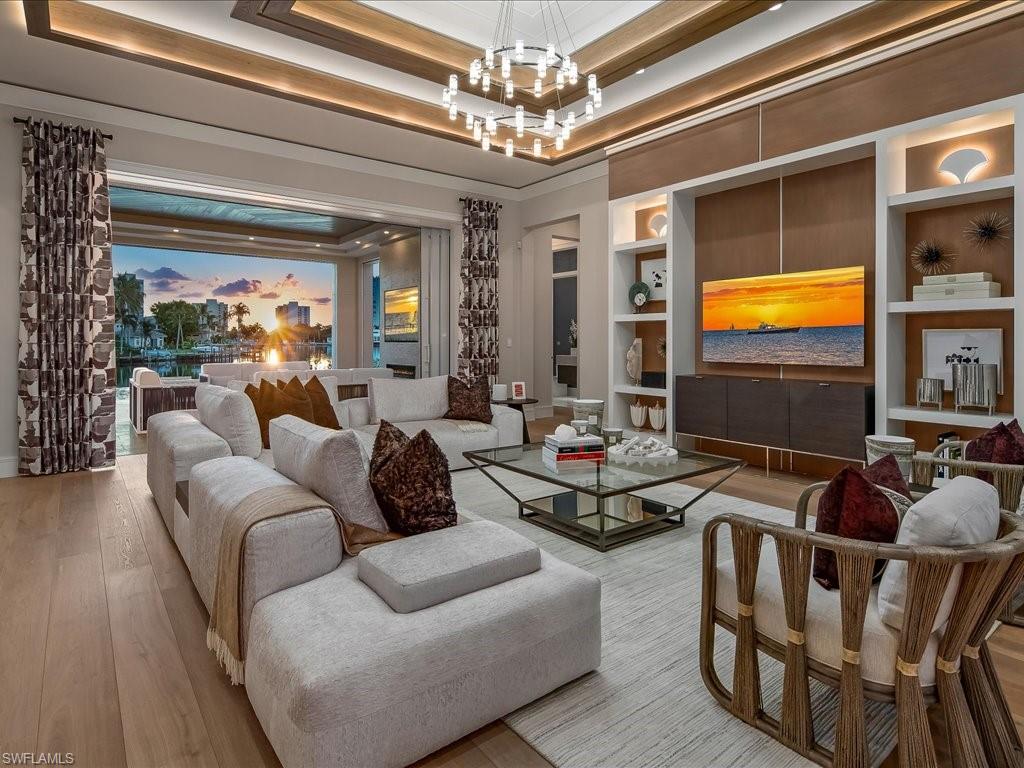 3841 Crayton Road Naples, FL 34103 - Photo 7 of 50 Gallery Image 7