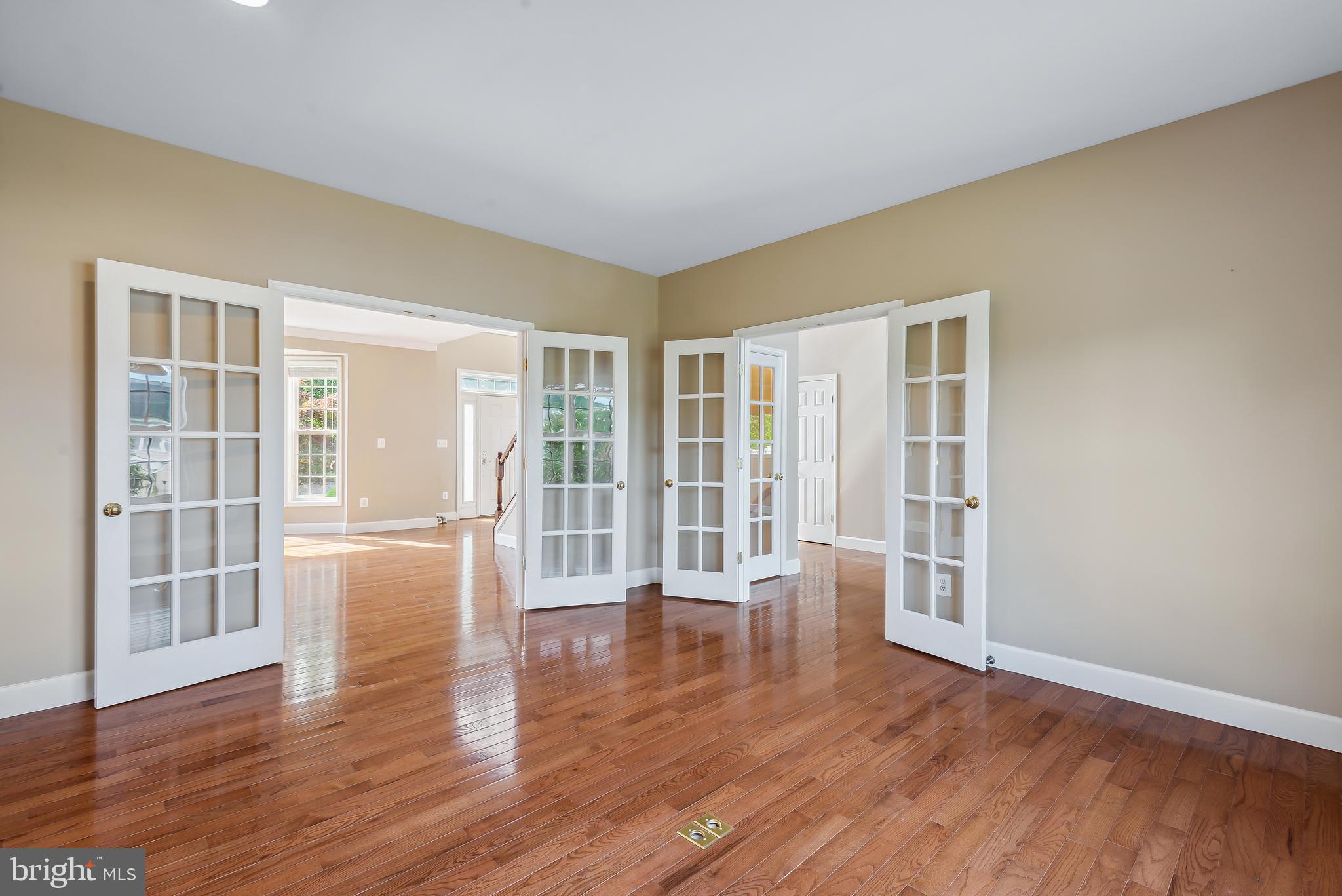 18303 Thundercloud Road Boyds, MD 20841 - Photo 13 of 95 Office/Meeting Room