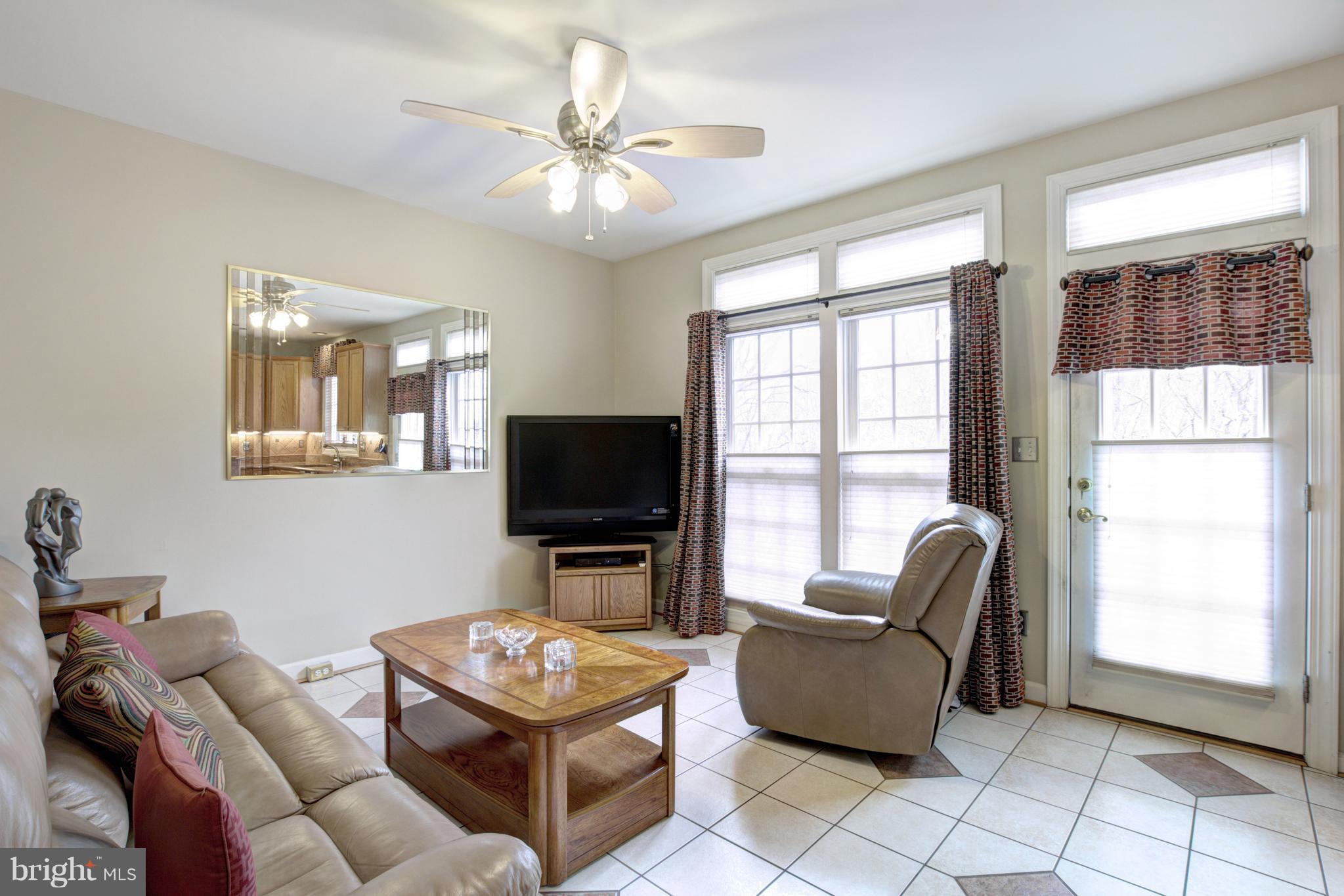 6493 Topsails Lane Springfield, VA 22150 - Photo 11 of 30 Family Room