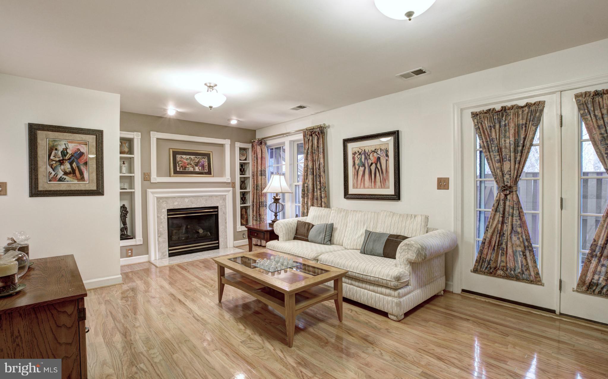 6493 Topsails Lane Springfield, VA 22150 - Photo 13 of 30 Interior (General)