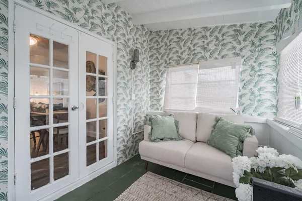 $3,000 | 1016 Northwest 42nd Street, Miami, FL 33127