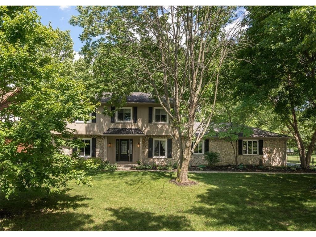 8829 Sawleaf Road Indianapolis, IN 46260 - Photo 1 of 31 Gallery Image 1