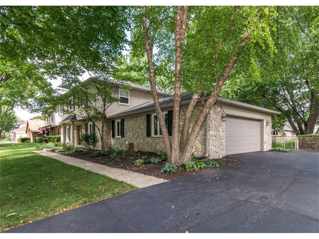 8829 Sawleaf Road Indianapolis, IN 46260 - Photo 2 of 31 Gallery Image 2