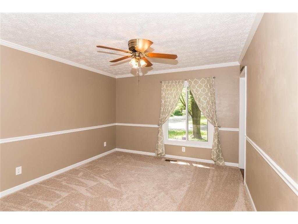 8829 Sawleaf Road Indianapolis, IN 46260 - Photo 11 of 31 Gallery Image 11