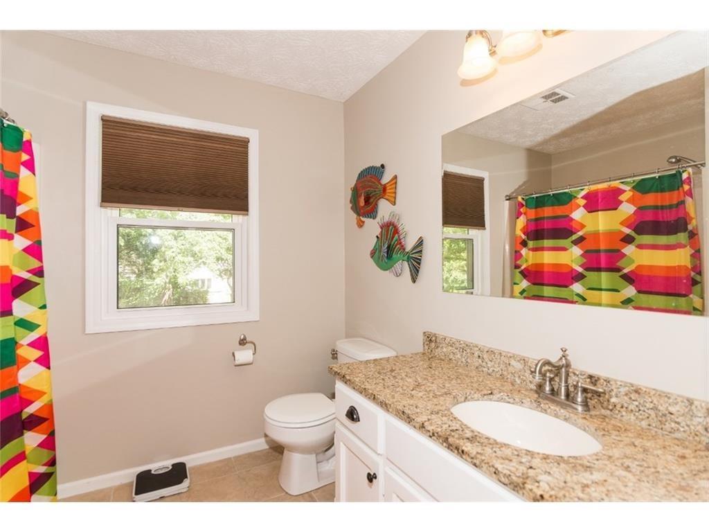 8829 Sawleaf Road Indianapolis, IN 46260 - Photo 22 of 31 Gallery Image 22