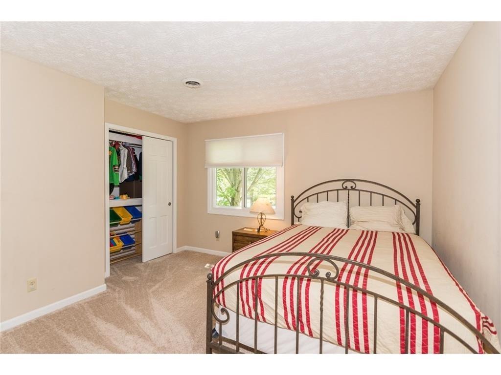 8829 Sawleaf Road Indianapolis, IN 46260 - Photo 24 of 31 Gallery Image 24
