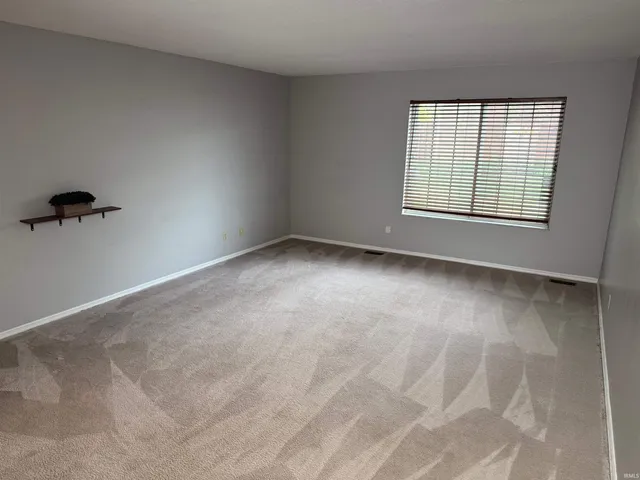 $89,900 | 910 Park Central Drive South, Unit B, Indianapolis, IN 46260