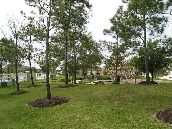$395,000 | 8810 Alicia Drive, Tomball, TX 77375