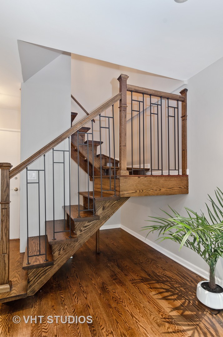 6121 North Sheridan Road, Unit 2D Chicago, IL 60660 - Photo 10 of 16