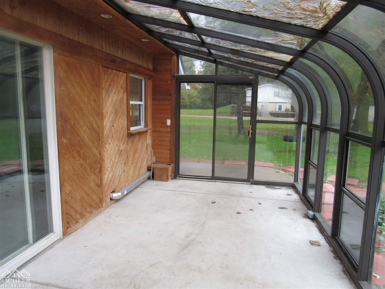 8364 Marsh Road Algonac, MI 48001 - Photo 15 of 19 31306345-14.JPG