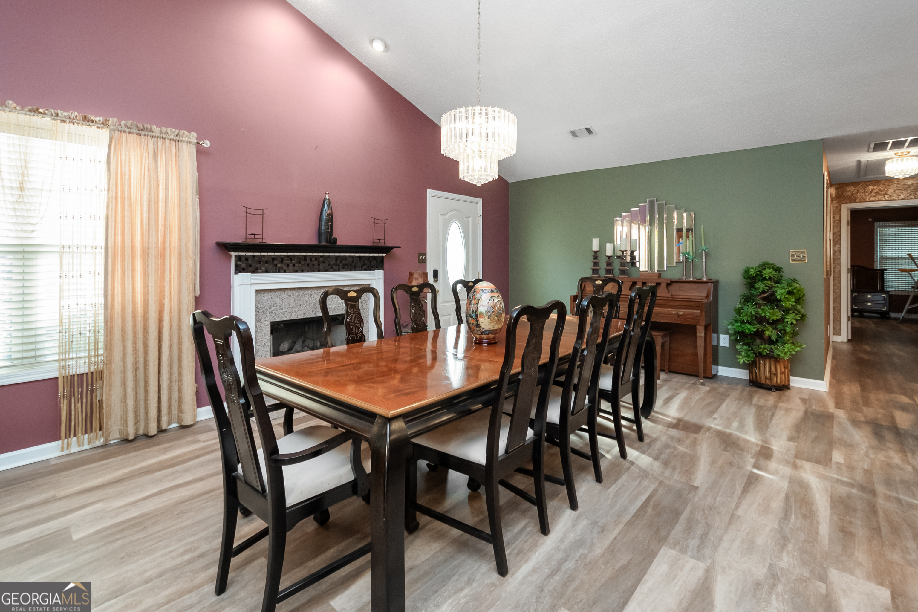 115 Courtyard Lane Newnan, GA 30265 - Photo 6 of 38