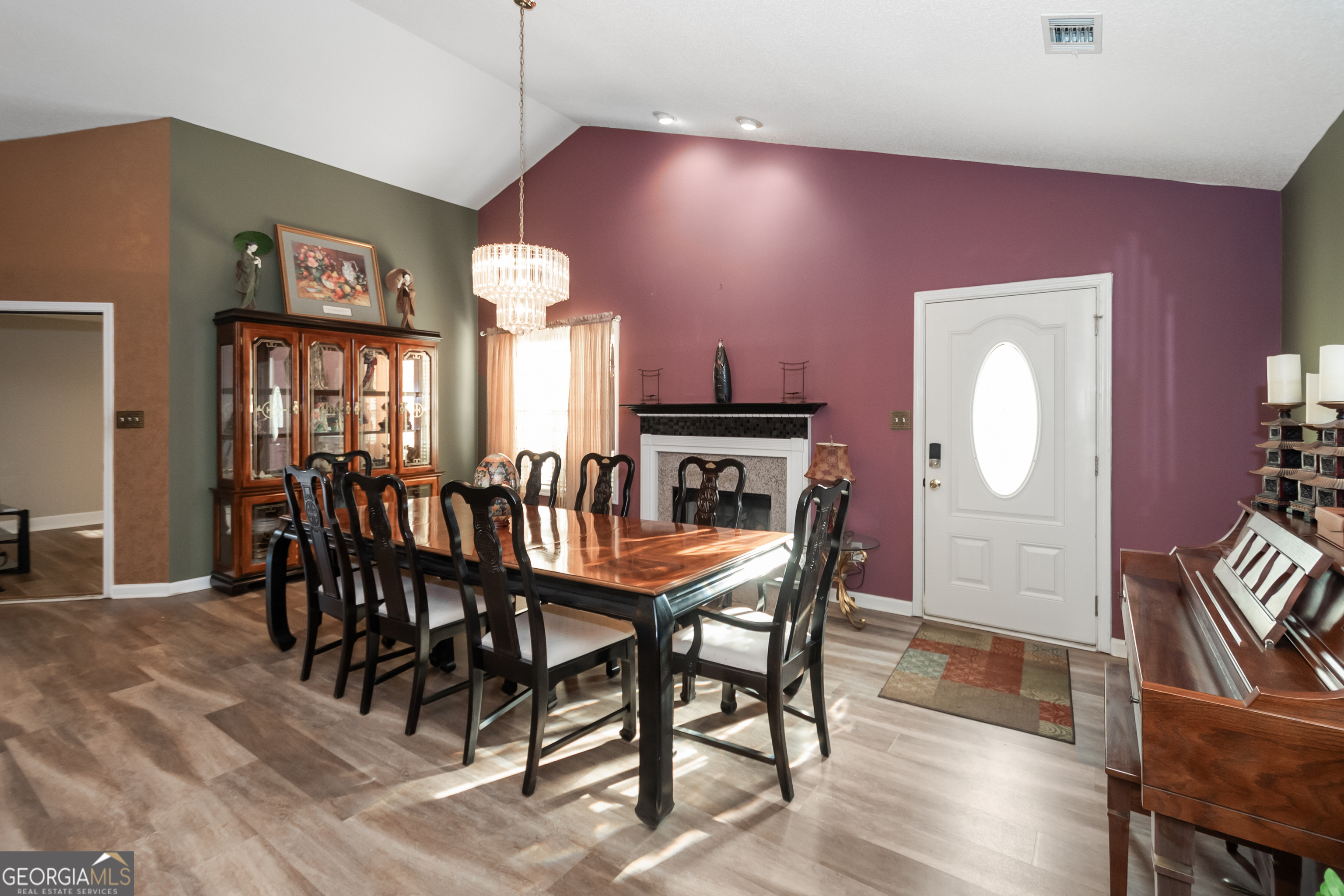 115 Courtyard Lane Newnan, GA 30265 - Photo 8 of 38