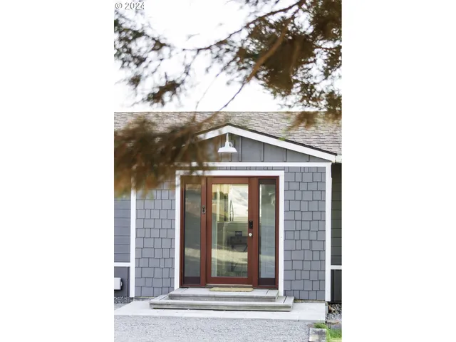 a view of a door of the house