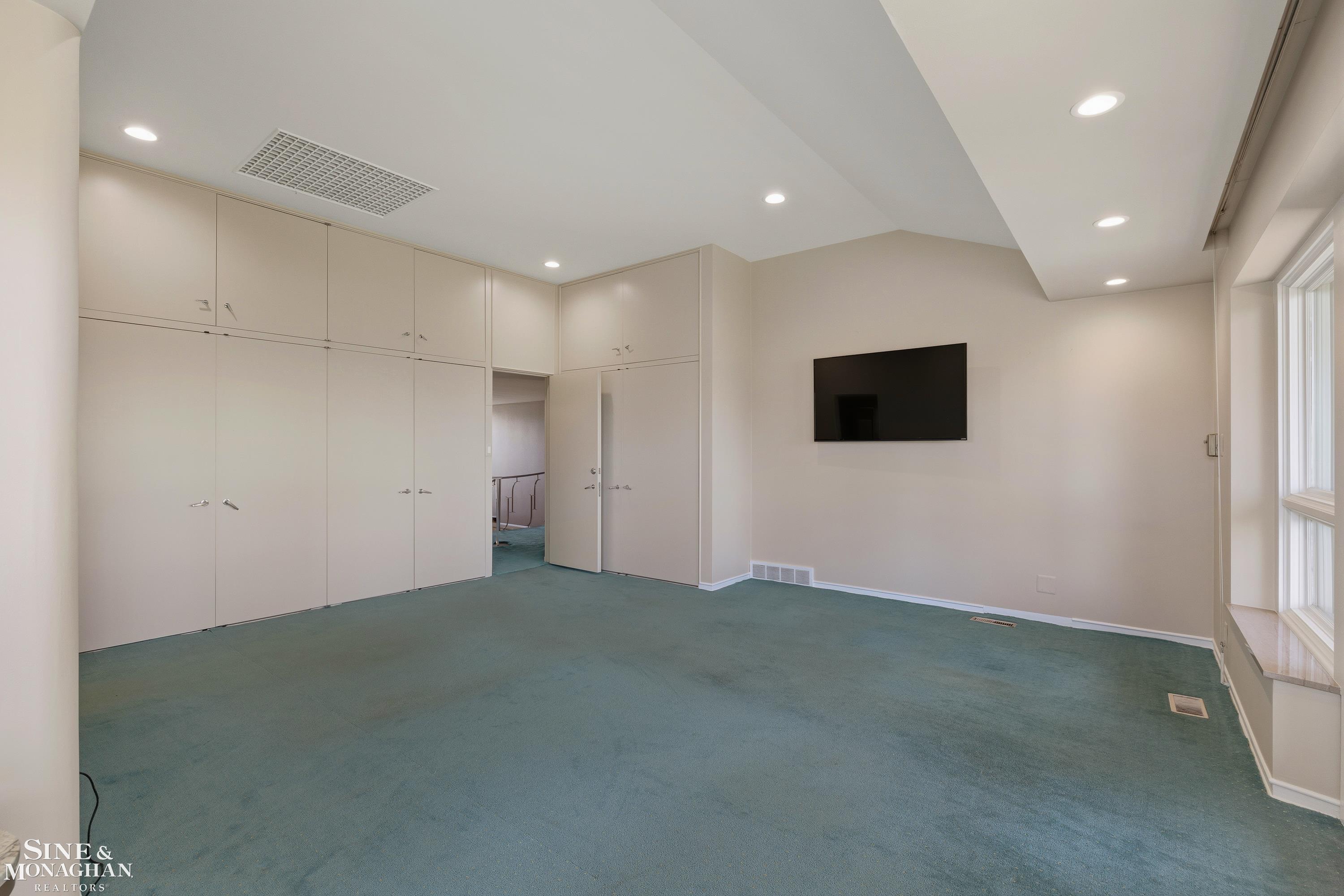 515 Lake Shore Road Grosse Pointe Shores, MI 48236 - Photo 53 of 97
