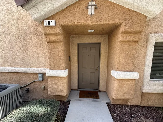 $1,595 | 9125 Goose Lake Way, Unit 101, Las Vegas, NV 89149