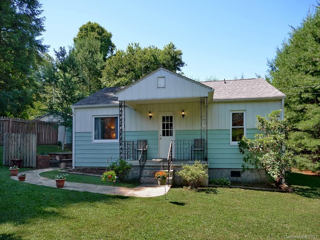 9 Hickory Tree Road Asheville, NC 28805 - Photo 1 of 18 Gallery Image 1