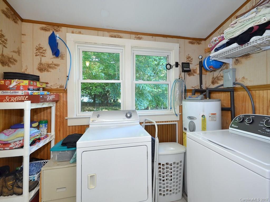 9 Hickory Tree Road Asheville, NC 28805 - Photo 13 of 18 Gallery Image 13