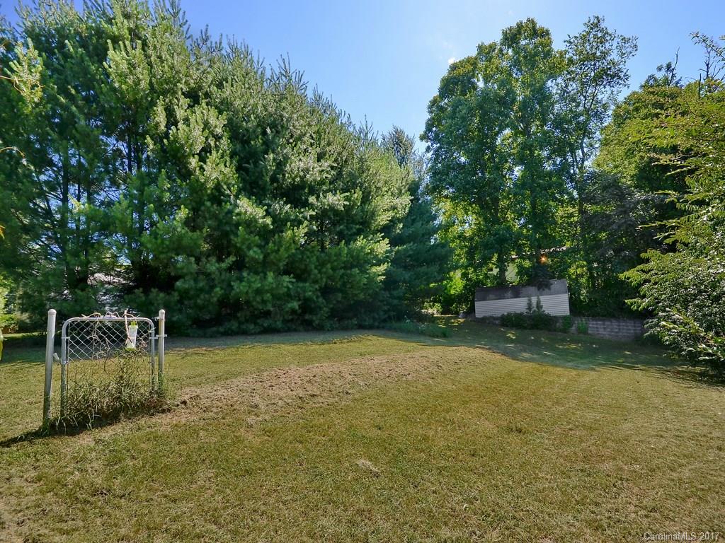 9 Hickory Tree Road Asheville, NC 28805 - Photo 15 of 18 Gallery Image 15