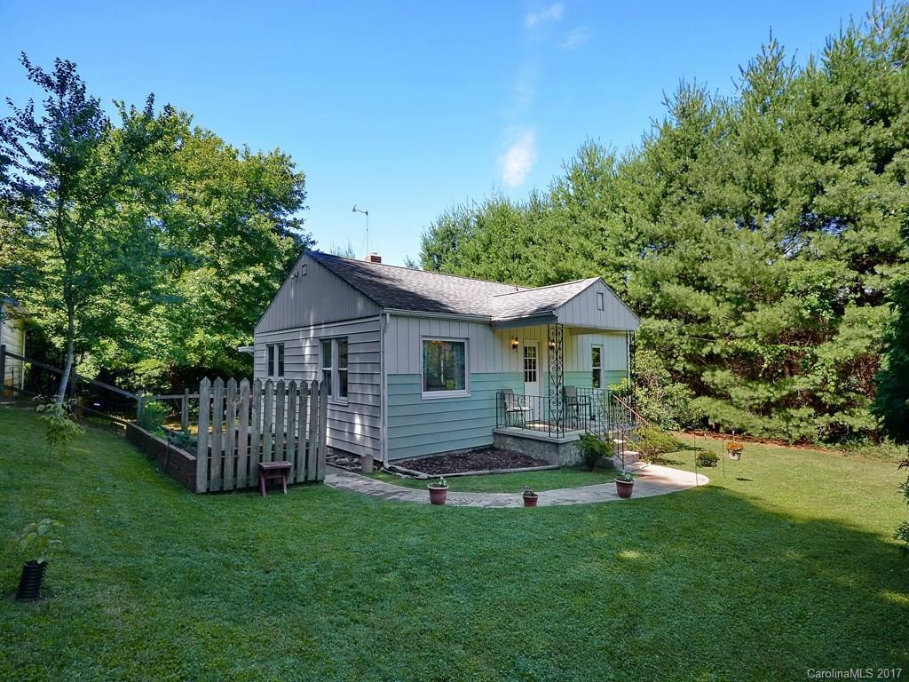 9 Hickory Tree Road Asheville, NC 28805 - Photo 17 of 18 Gallery Image 17