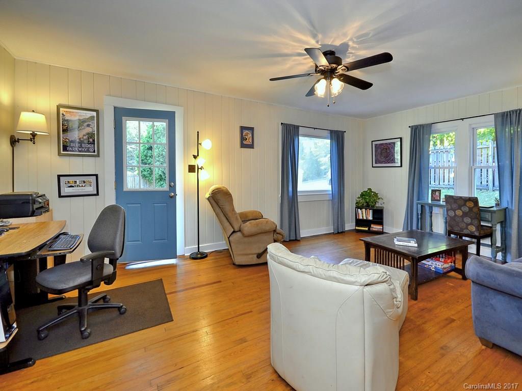 9 Hickory Tree Road Asheville, NC 28805 - Photo 4 of 18 Gallery Image 4