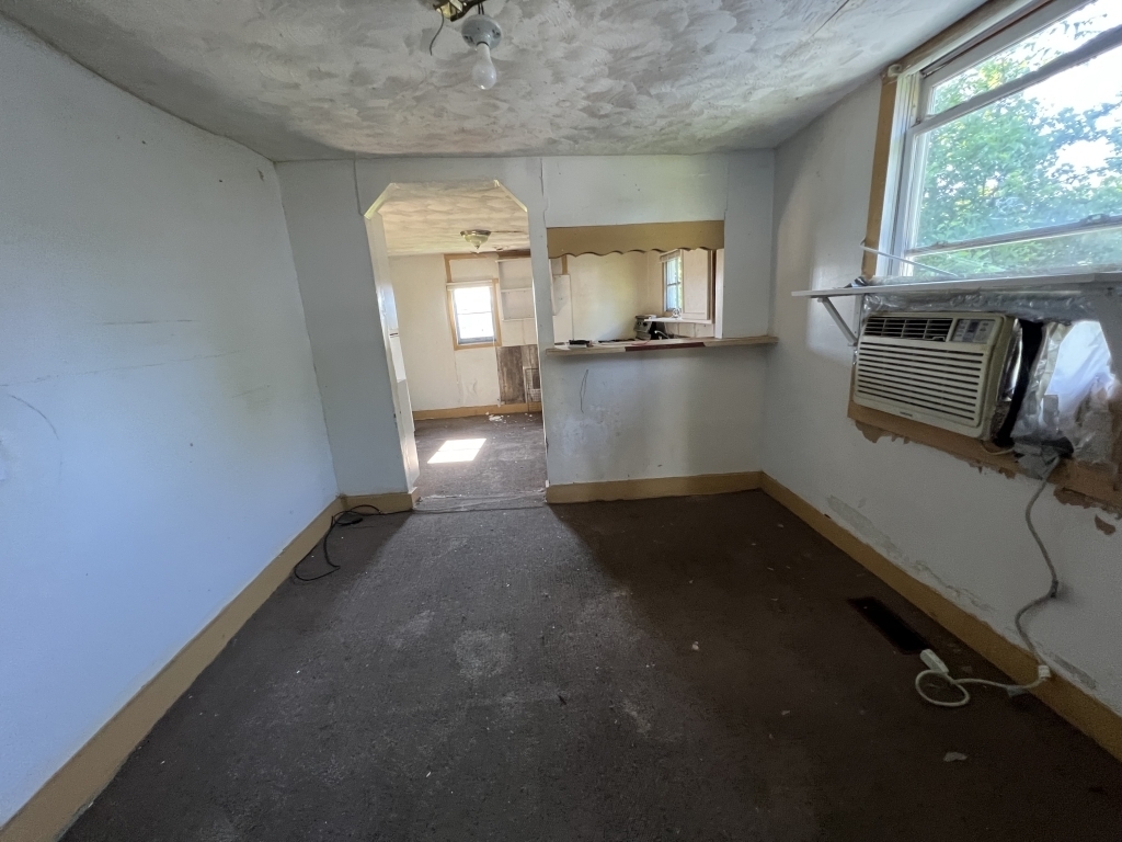 2802 Pitt Street Anderson, IN 46016 - Photo 13 of 27