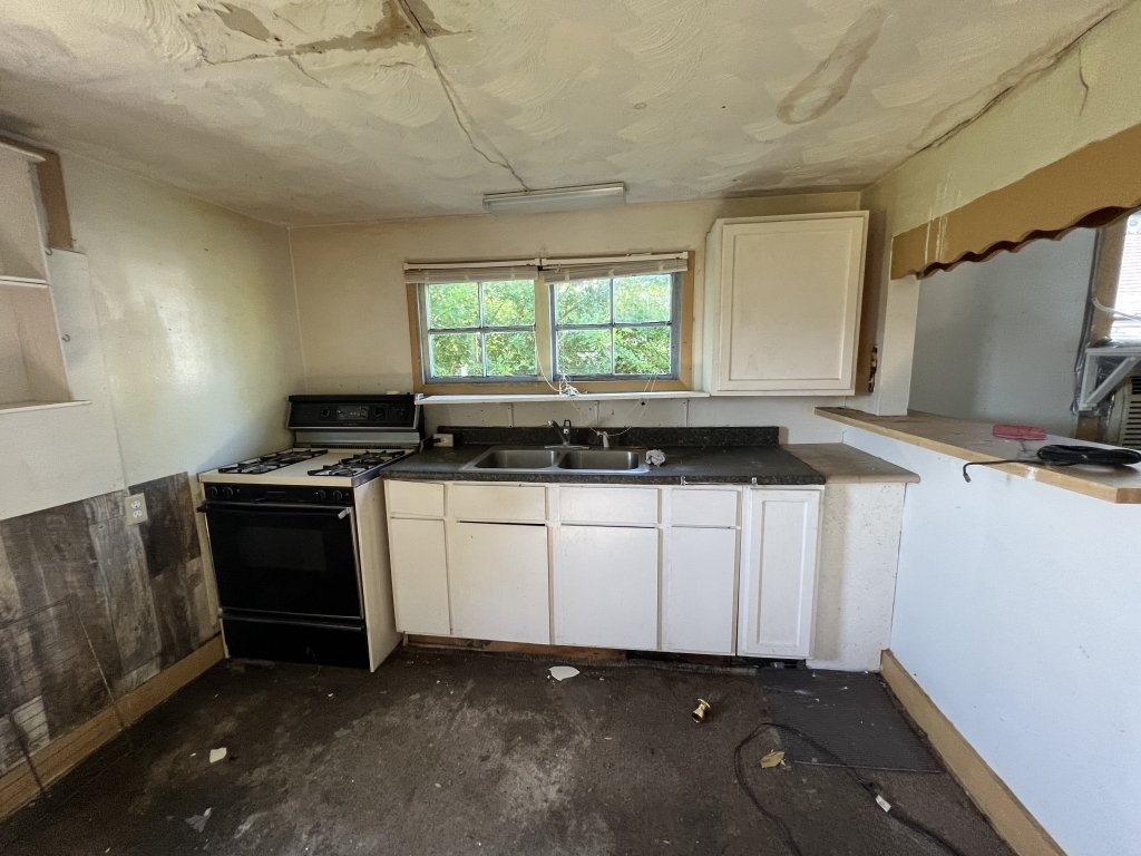 2802 Pitt Street Anderson, IN 46016 - Photo 19 of 27