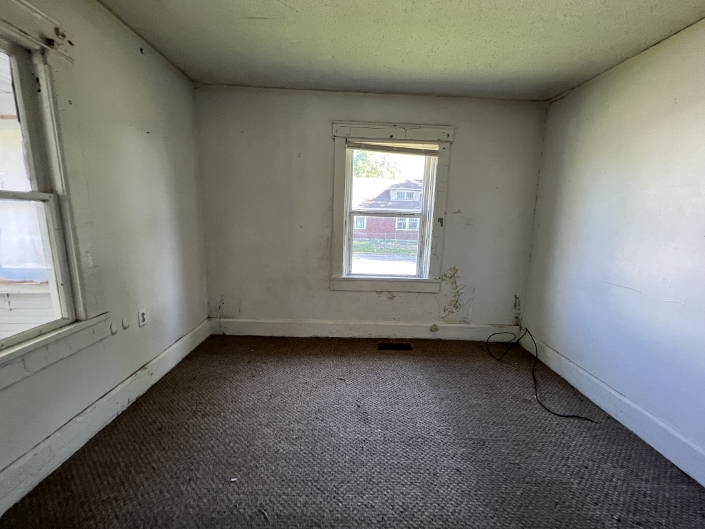 2802 Pitt Street Anderson, IN 46016 - Photo 22 of 27