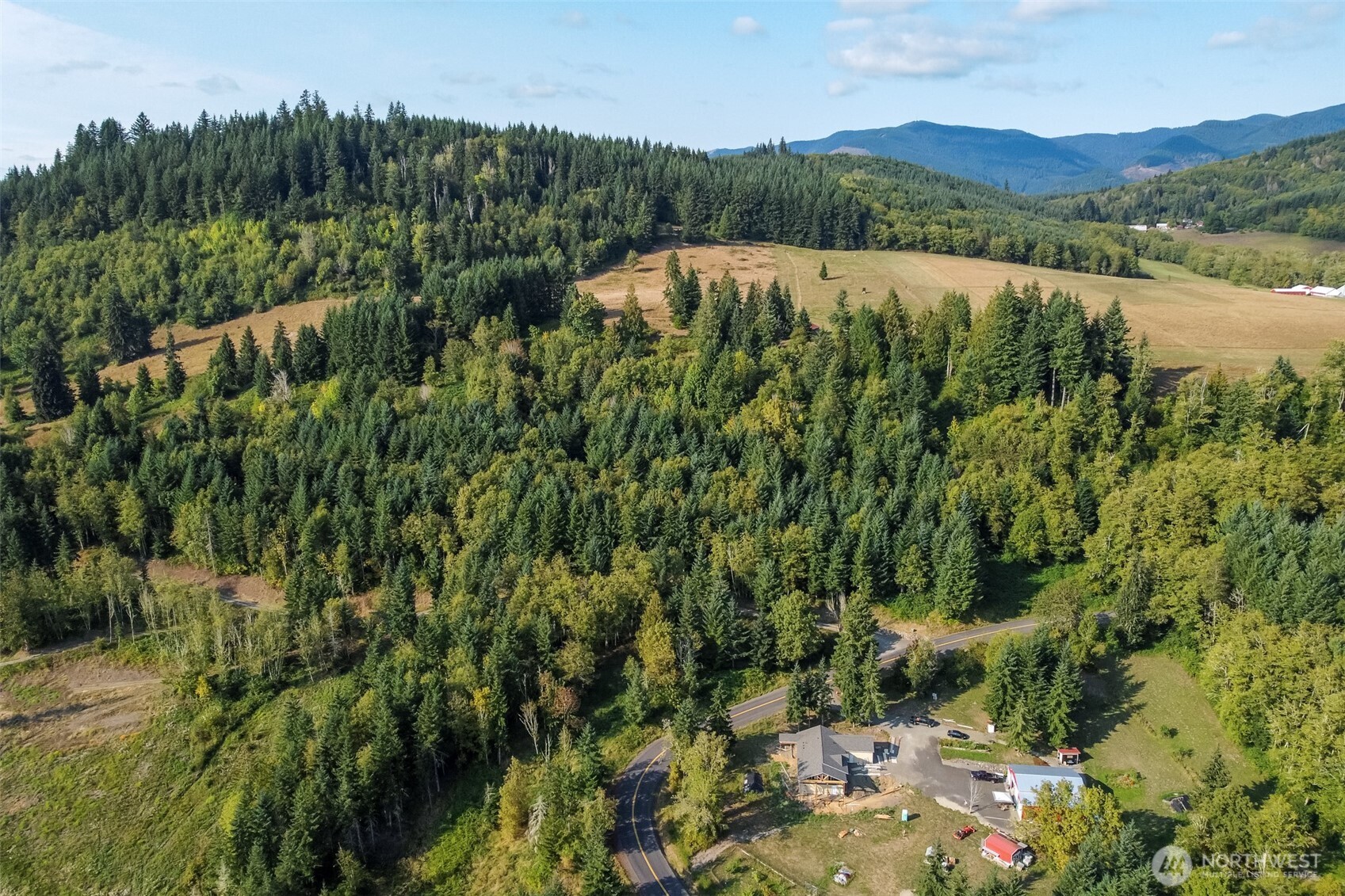 189 Kjesbu Road Silver Creek, WA 98585 - Photo 14 of 17 a view of lake with mountain