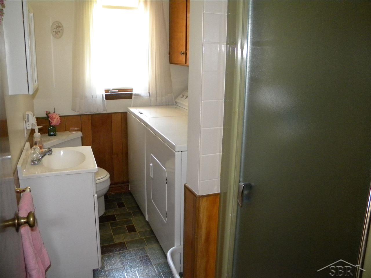 3710 Hemmeter Road Saginaw, MI 48603 - Photo 28 of 31 31324459-27.JPG
