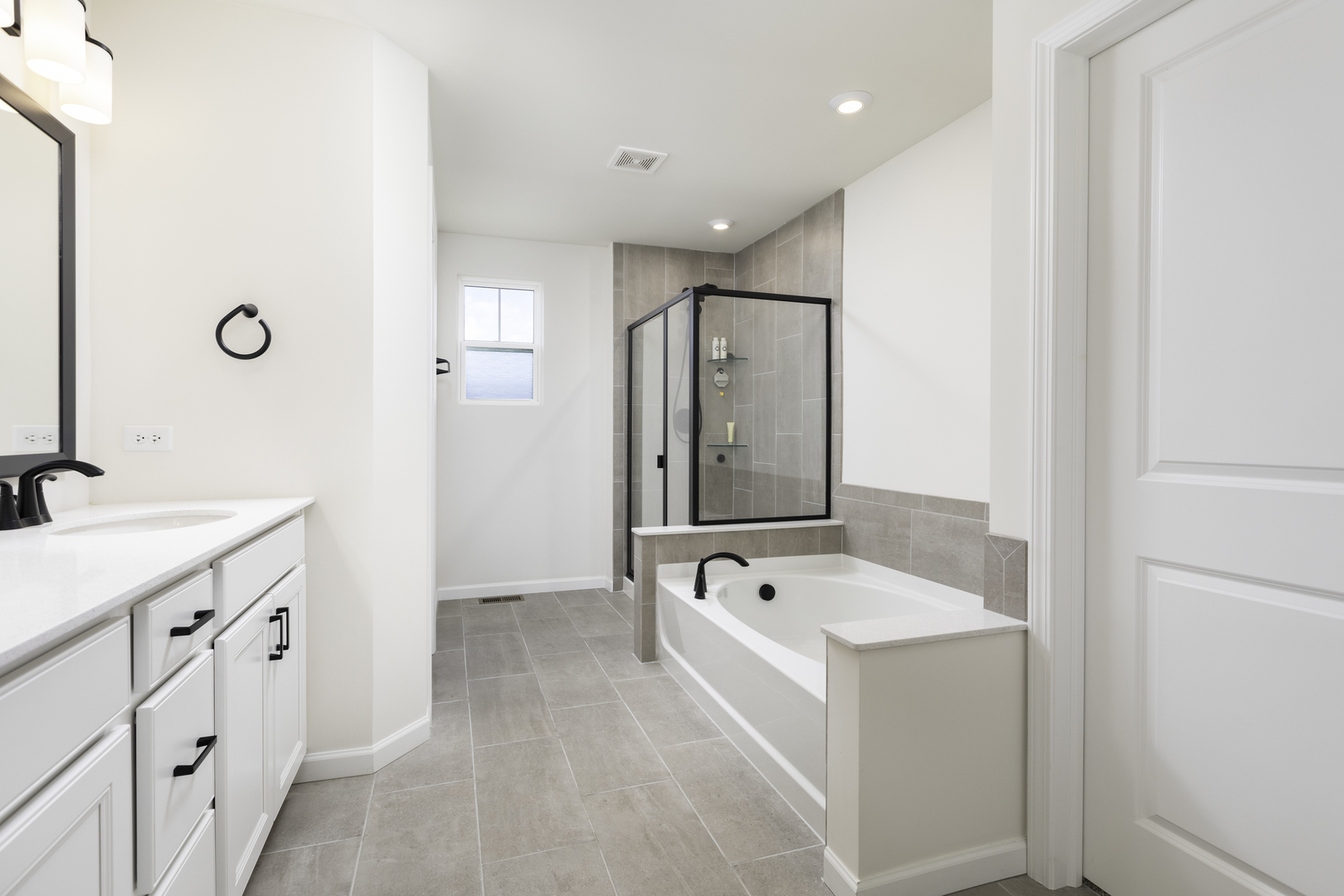 1235 Josiah Road Naperville, IL 60563 - Photo 22 of 37 Gallery Image 22
