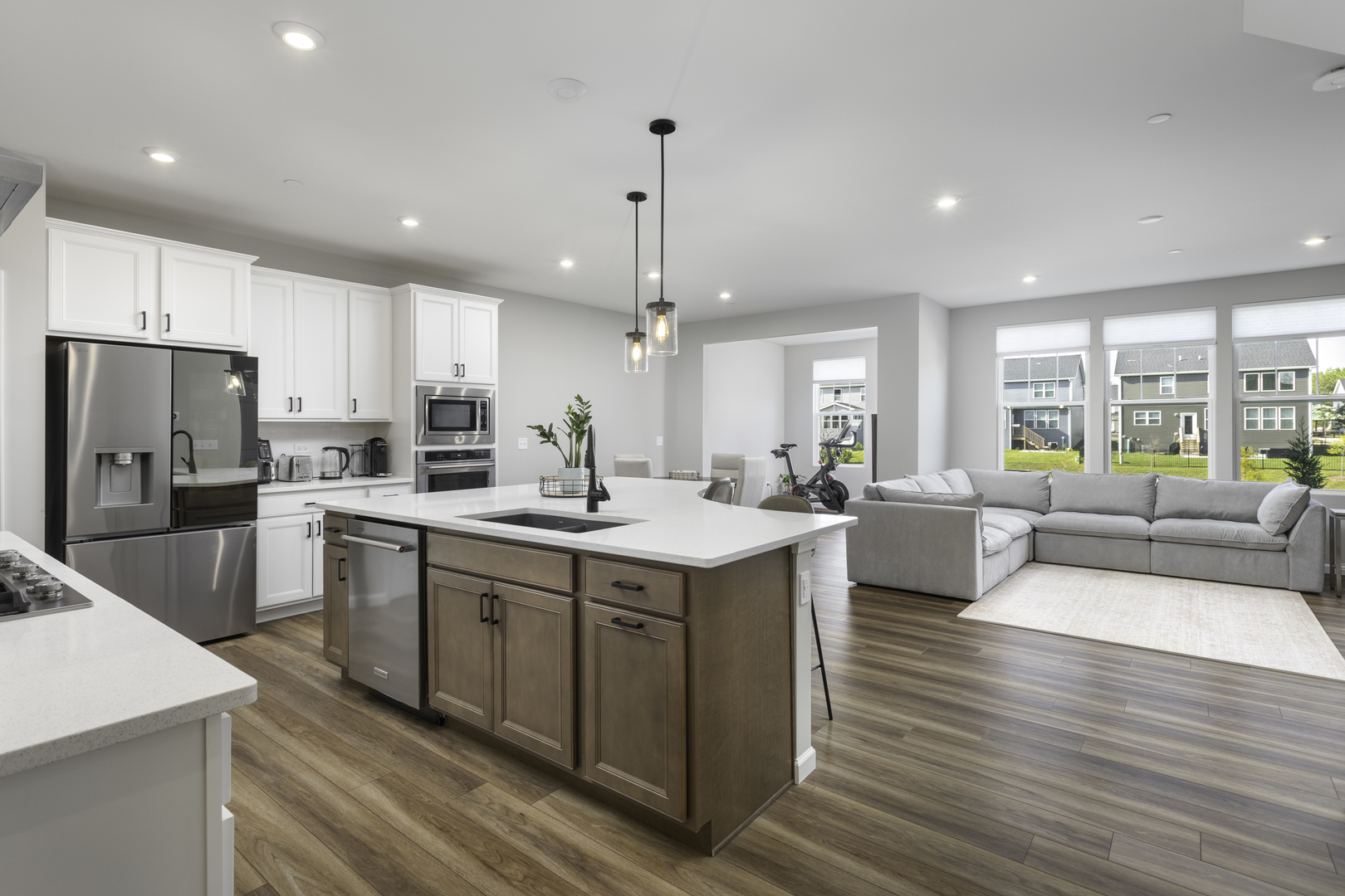 1235 Josiah Road Naperville, IL 60563 - Photo 7 of 37 Gallery Image 7