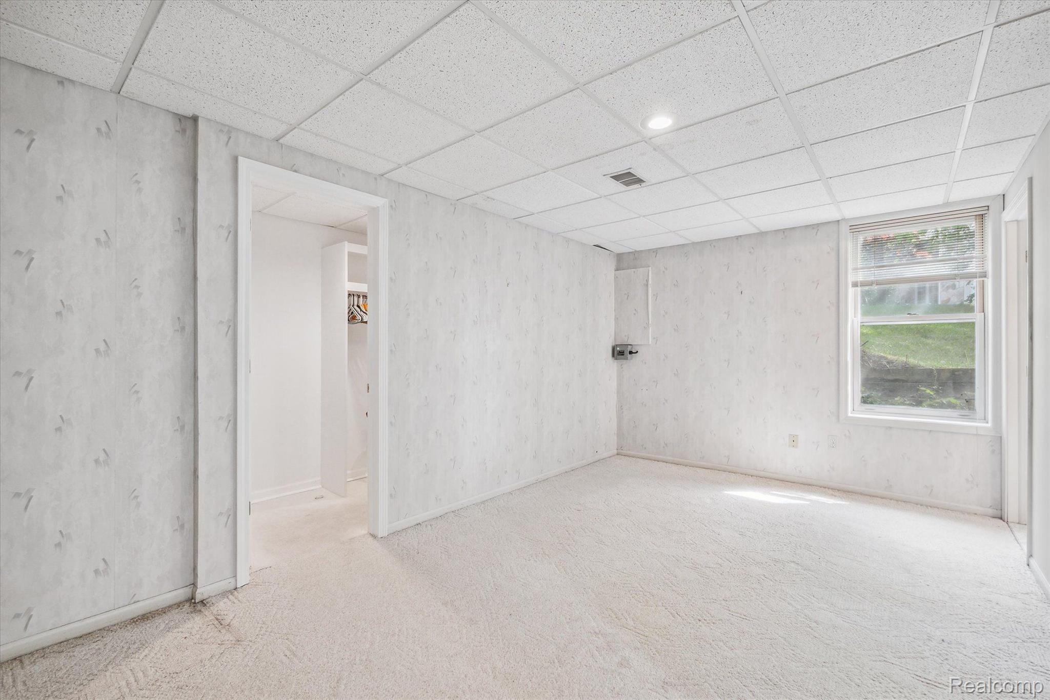 3267 Fairgrove Terrace Rochester, MI 48309 - Photo 40 of 54 Gallery Image 40