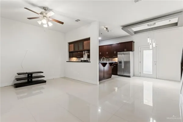 $1,680 | 3016 South L Street, Unit 2, McAllen, TX 78503