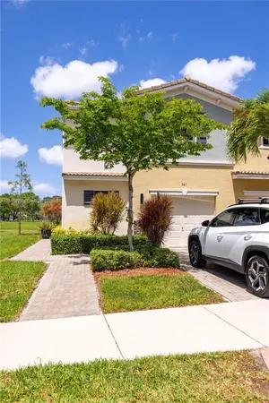 $3,950 | 345 Northeast 194th Lane, Miami, FL 33179