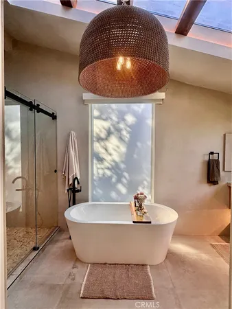 $11,500 | 592 Bluebird Canyon Drive, Laguna Beach, CA 92651