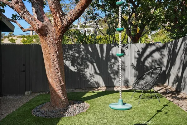$11,500 | 592 Bluebird Canyon Drive, Laguna Beach, CA 92651
