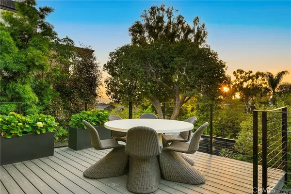$11,500 | 592 Bluebird Canyon Drive, Laguna Beach, CA 92651