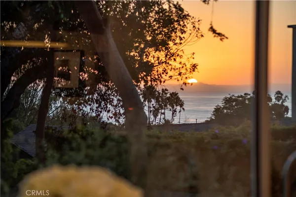 $11,500 | 592 Bluebird Canyon Drive, Laguna Beach, CA 92651